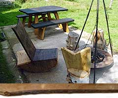 Feuerstelle und Grillplatz